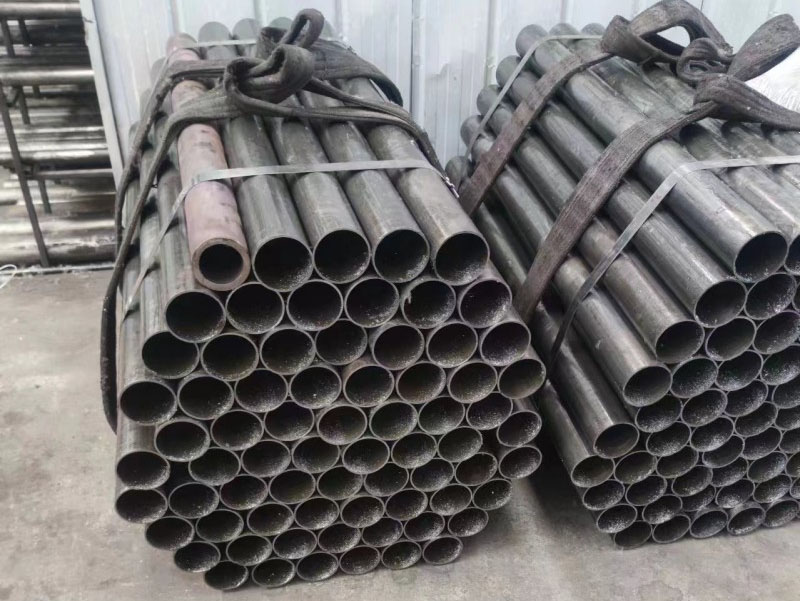聂荣20#无缝钢管切割